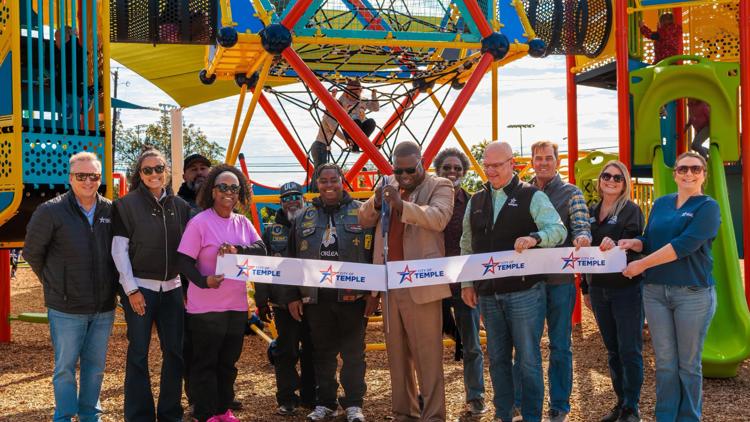 Temple cuts ribbon on newly renovated Ferguson Park — KCEN (Central Texas)