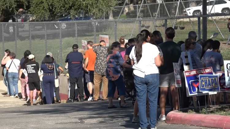 Early voters in Bexar County say voting machines are 'switching' up their selections. Election officials are 'monitoring closely.' — KENS 5 (San Antonio), Killeen Community news